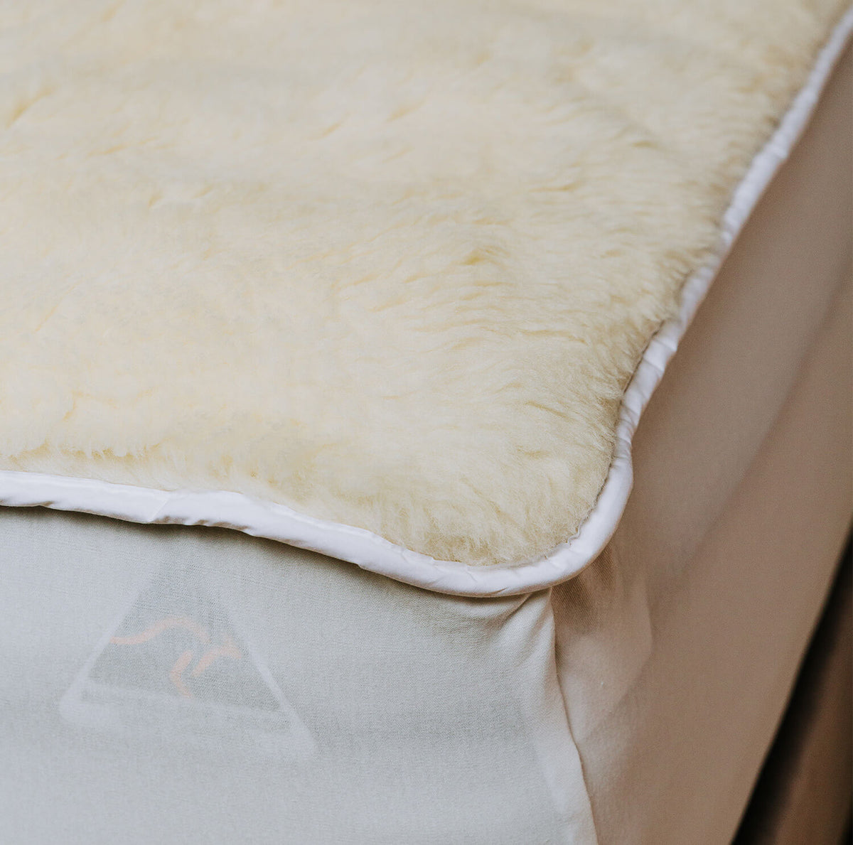 Single Layer Wool Underblanket