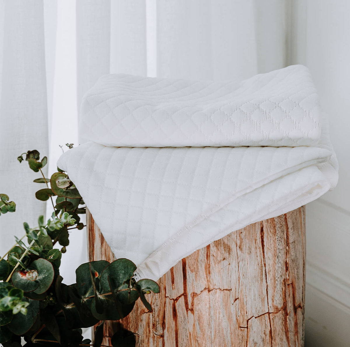 Temperature Regulating Pillow Protector