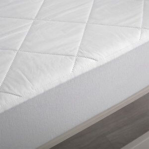 Basics Cotton Mattress Protector white